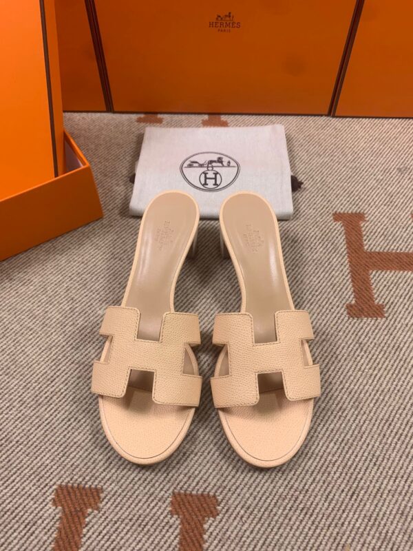 Hermes Oasis Sandals in Epsom (Fully Handmade)