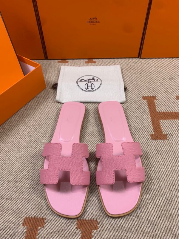 Hermes Oran Sandals in Epsom (Fully Handmade)