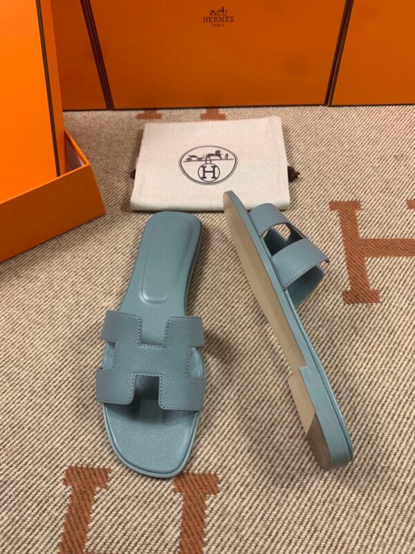 Hermes Oran Sandals in Epsom (Fully Handmade)