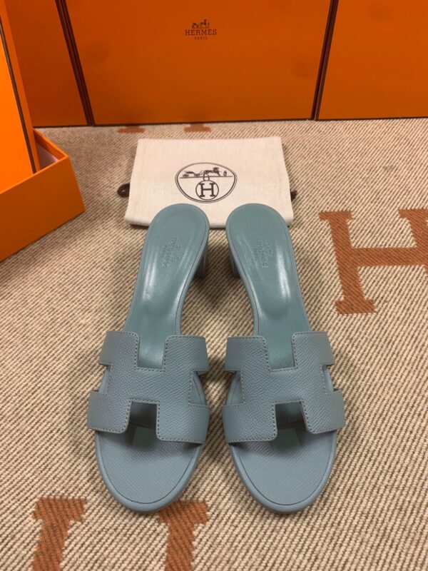 Hermes Oasis Sandals in Epsom (Fully Handmade)