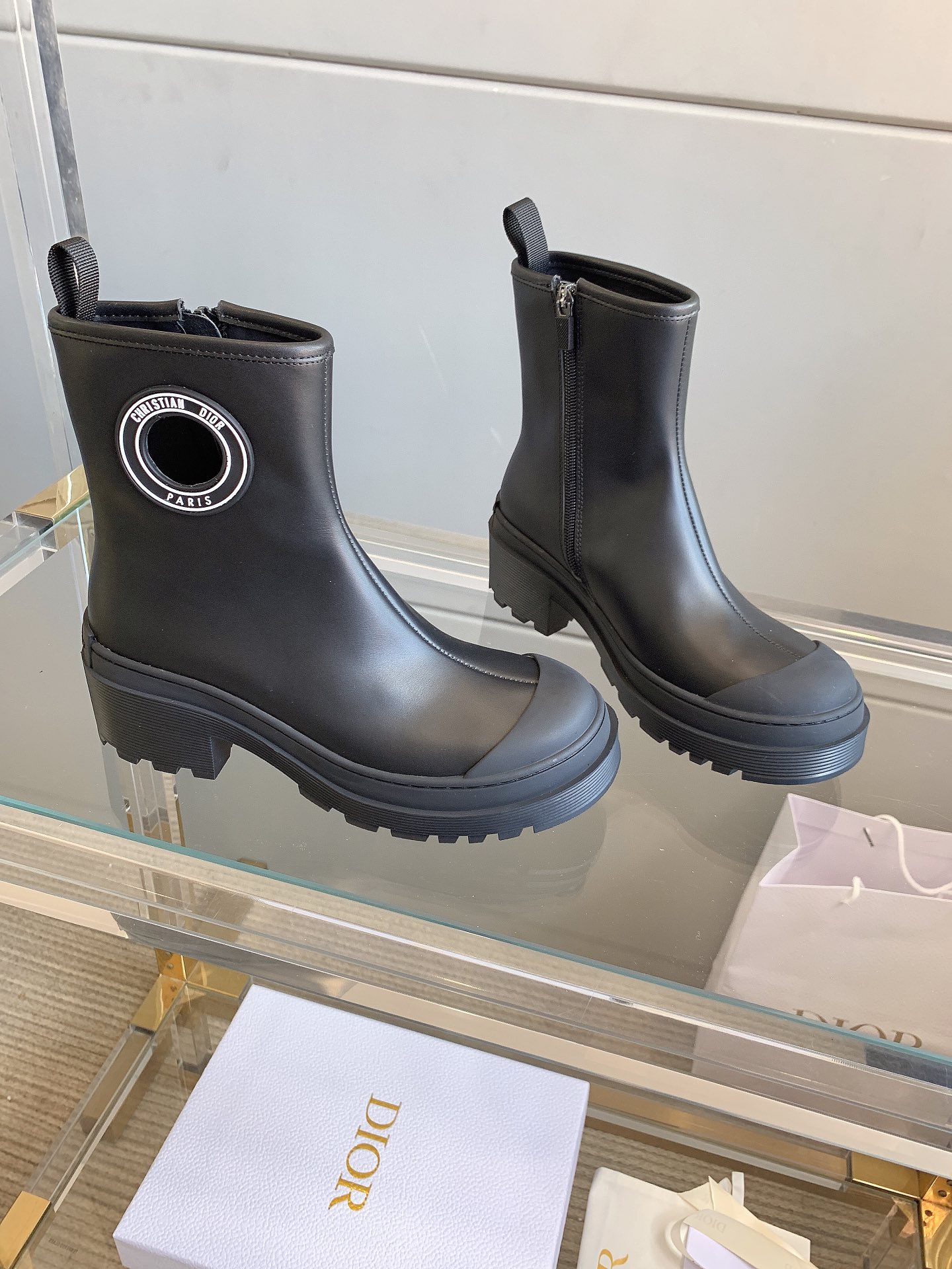 Dior 2023 New Ankle Boots - Image 5