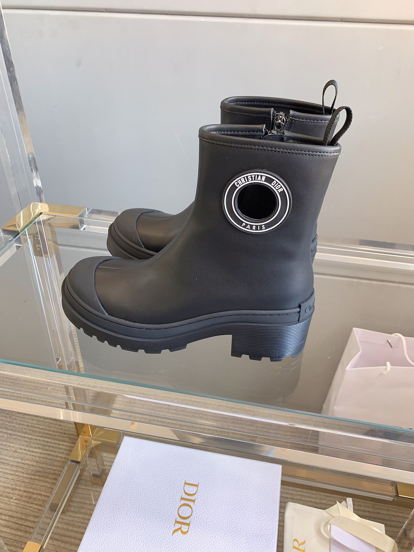 Dior 2023 New Ankle Boots - Image 4