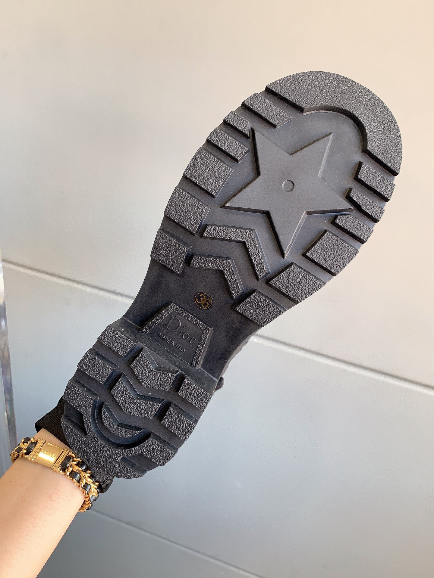 Dior 2023 New Ankle Boots - Image 9