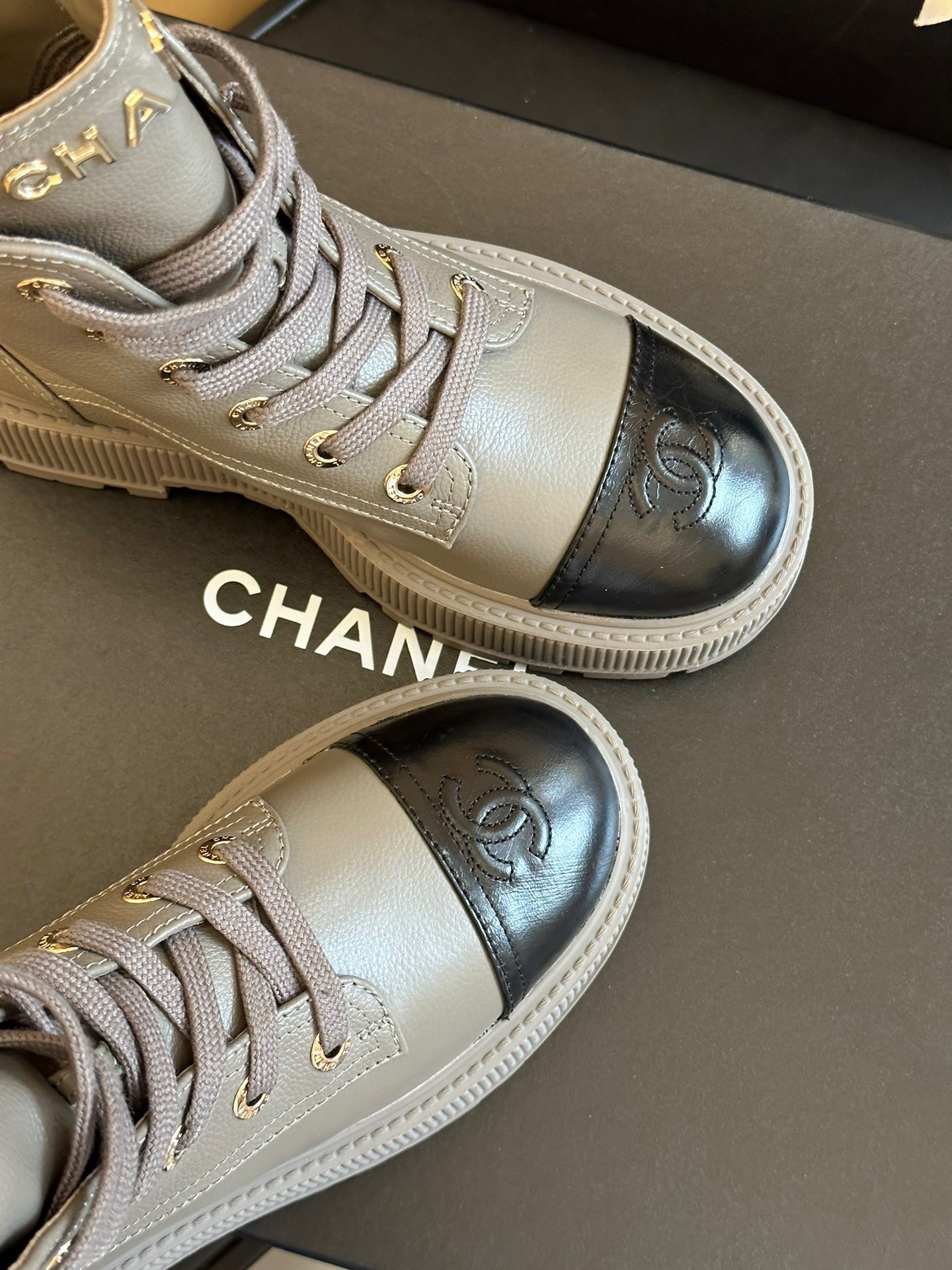 Chanel 2023 New Thick-soles Boots - Image 6
