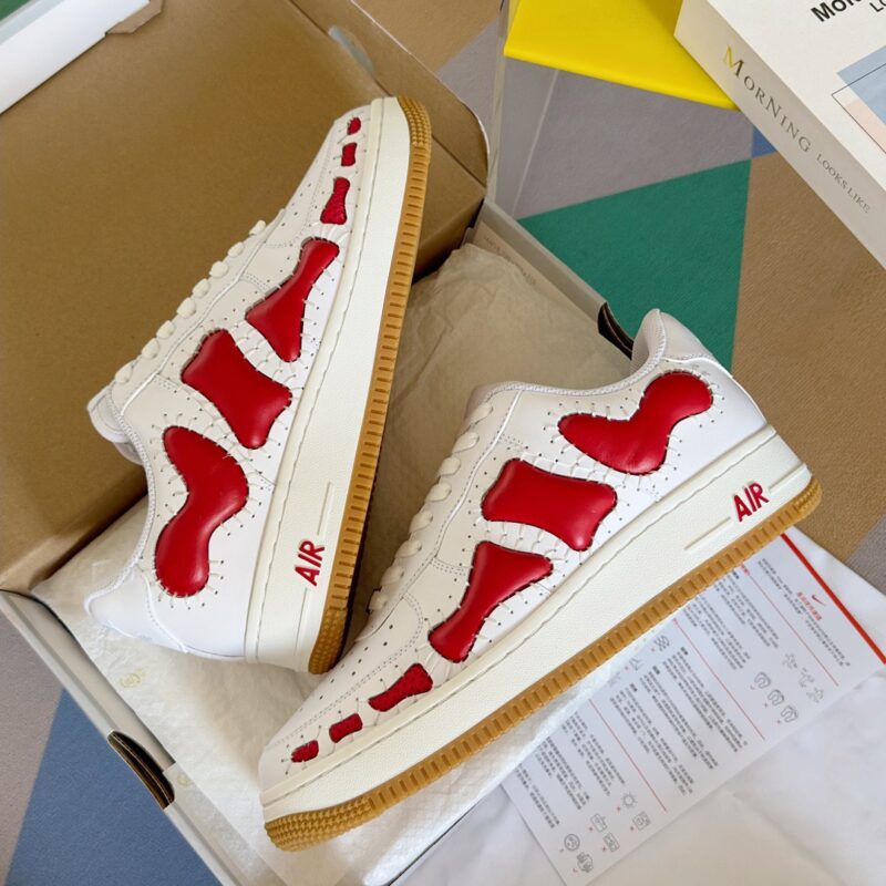 Nike Air Force New Sports Trainers