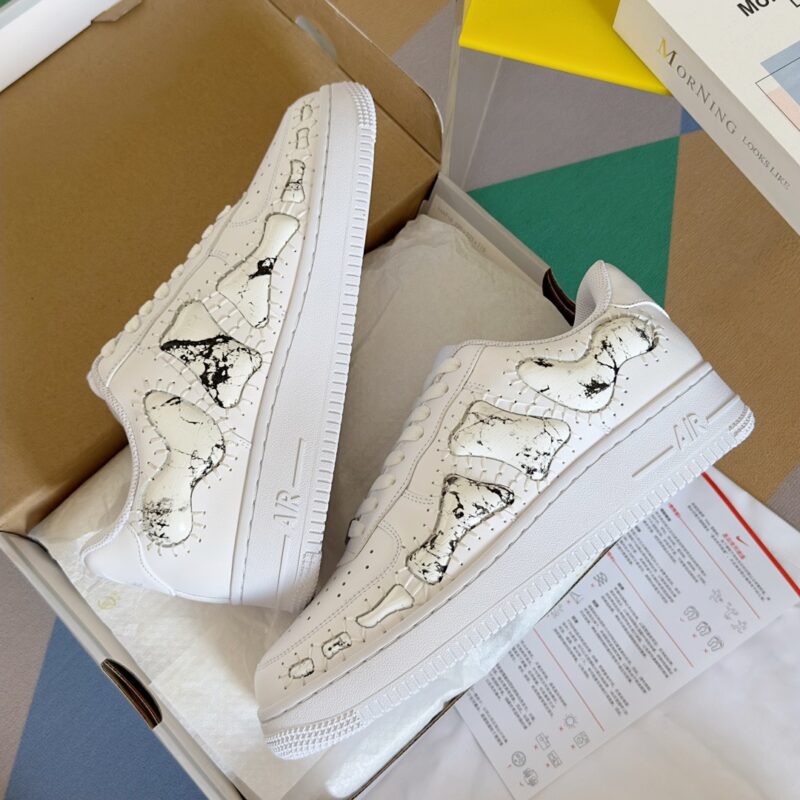 Nike Air Force New Sports Trainers