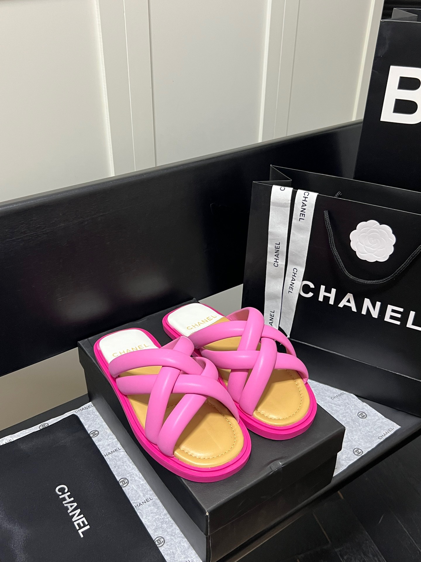 Chanel 2023 New Slippers - Image 5