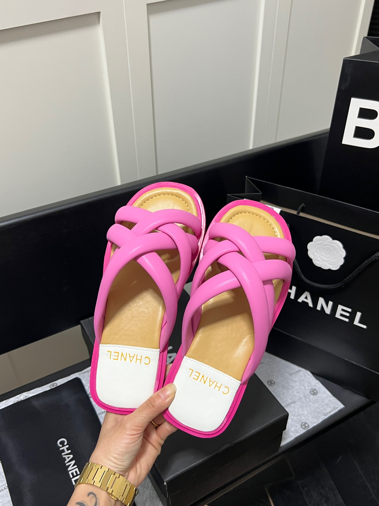 Chanel 2023 New Slippers - Image 6