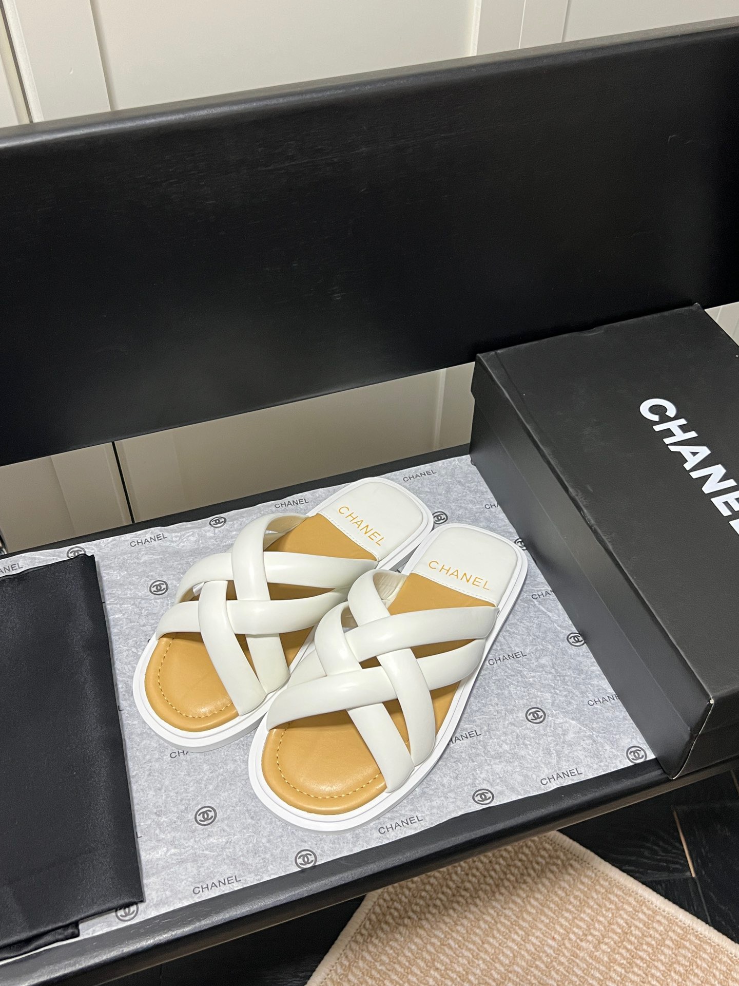 Chanel 2023 New Slippers - Image 4