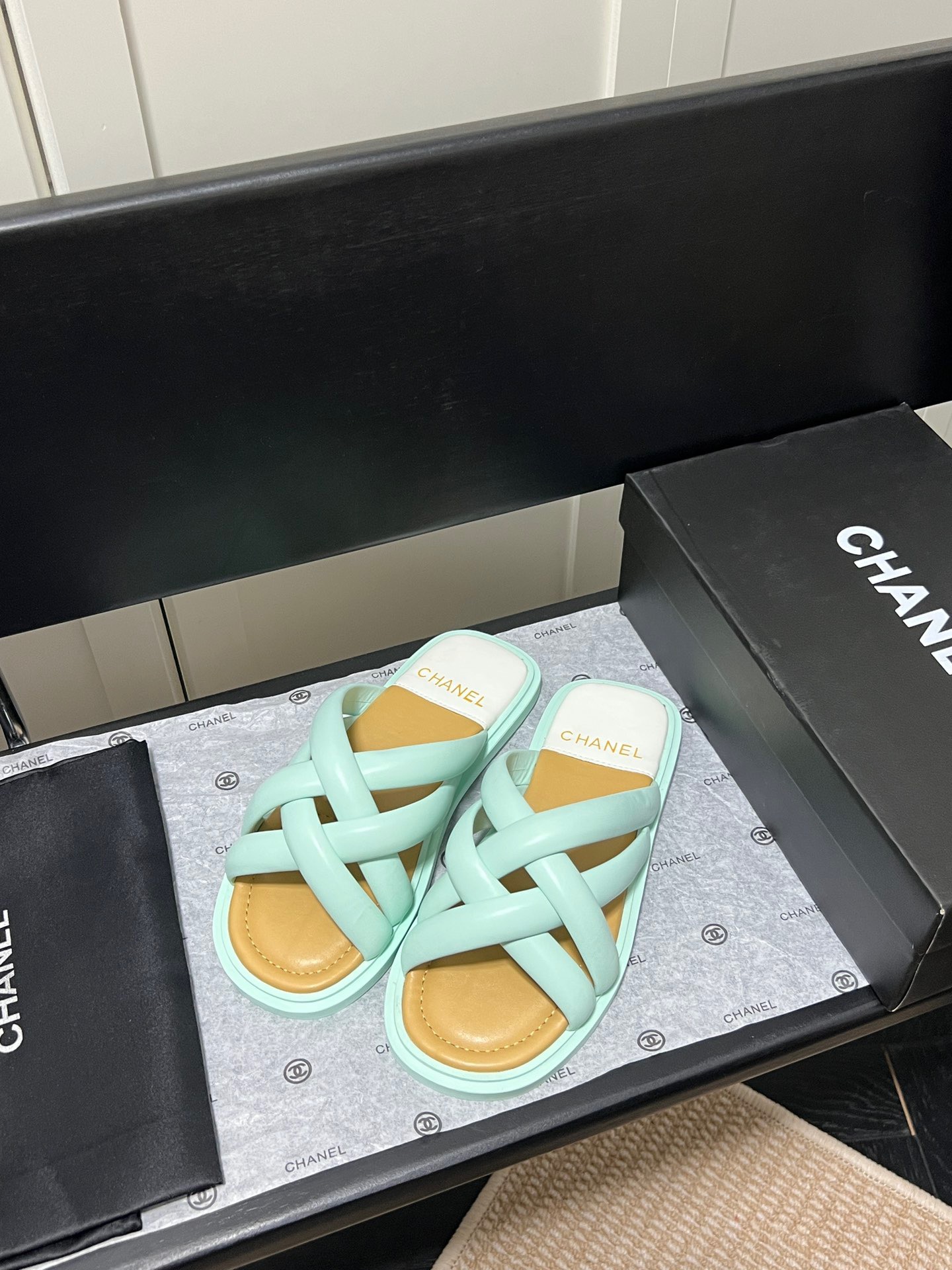 Chanel 2023 New Slippers - Image 3