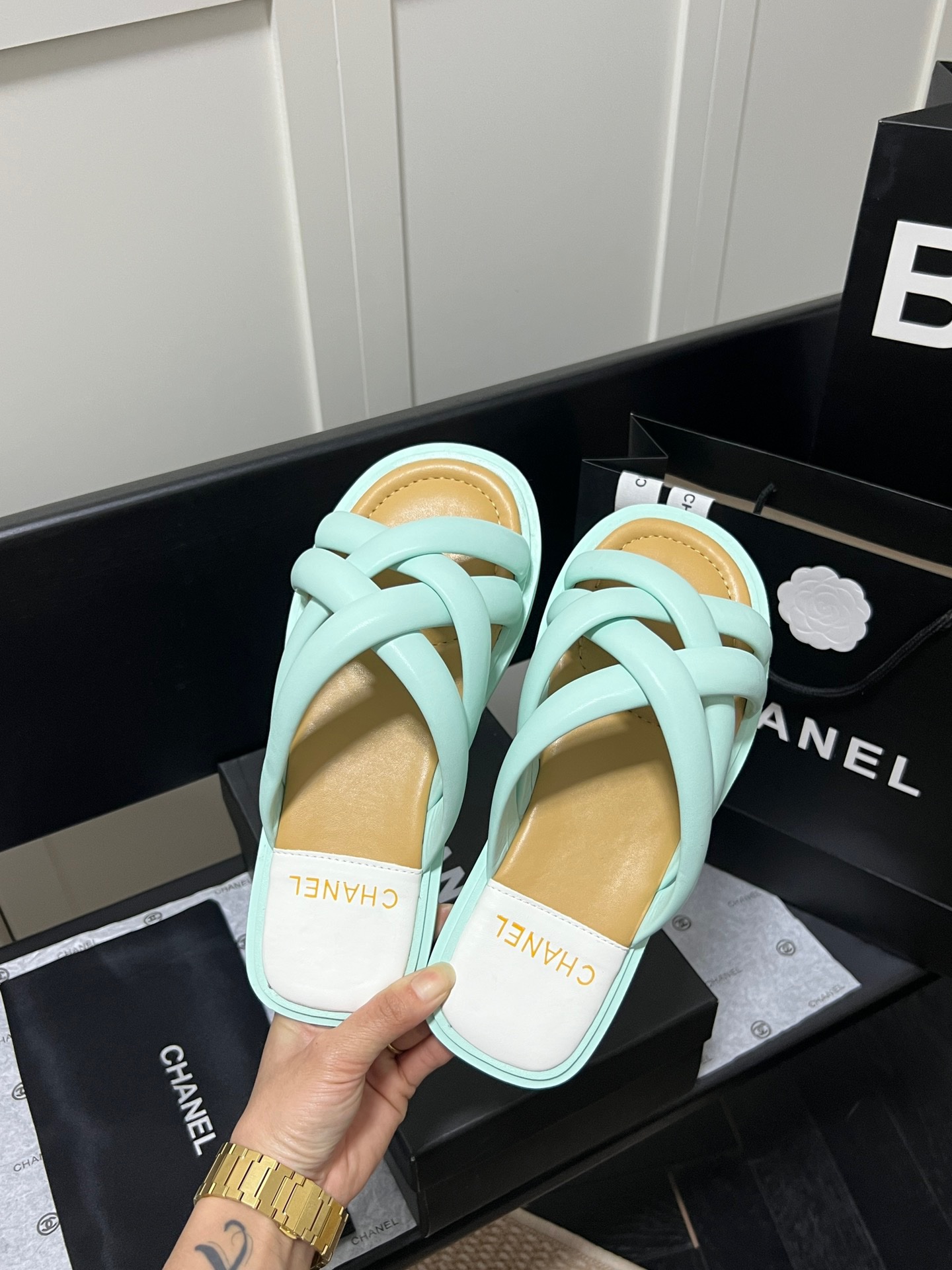 Chanel 2023 New Slippers - Image 6