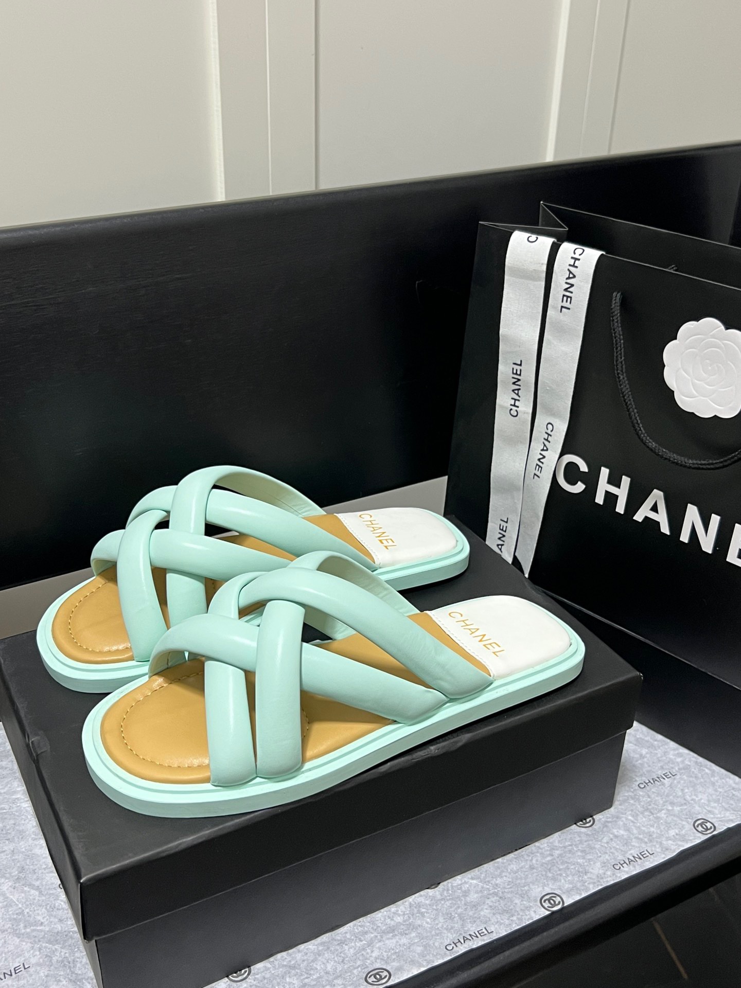 Chanel 2023 New Slippers - Image 8