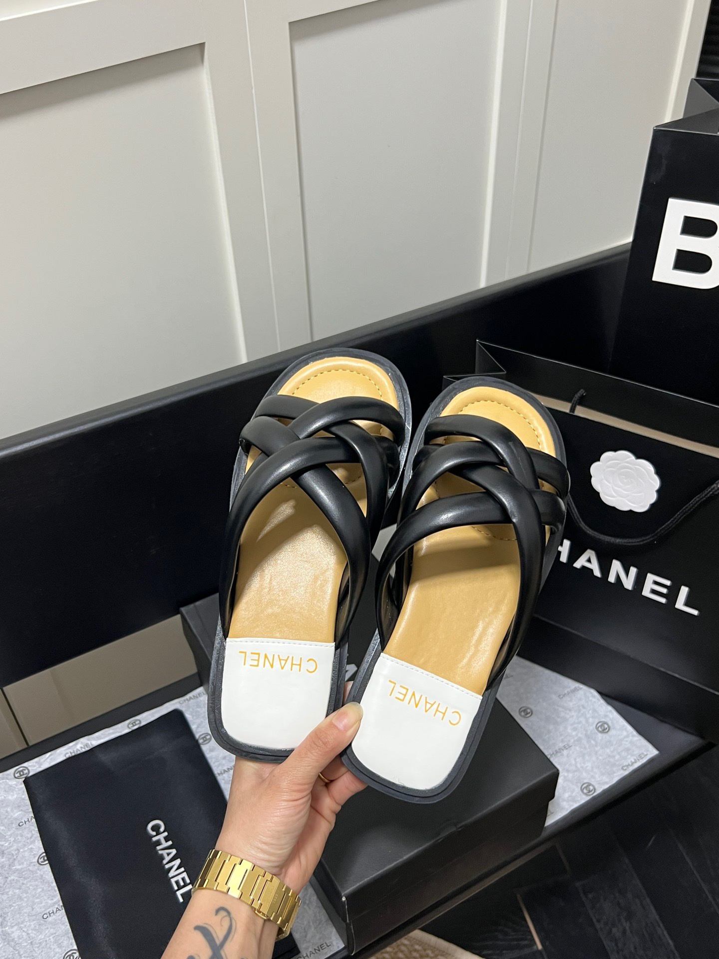 Chanel 2023 New Slippers - Image 6