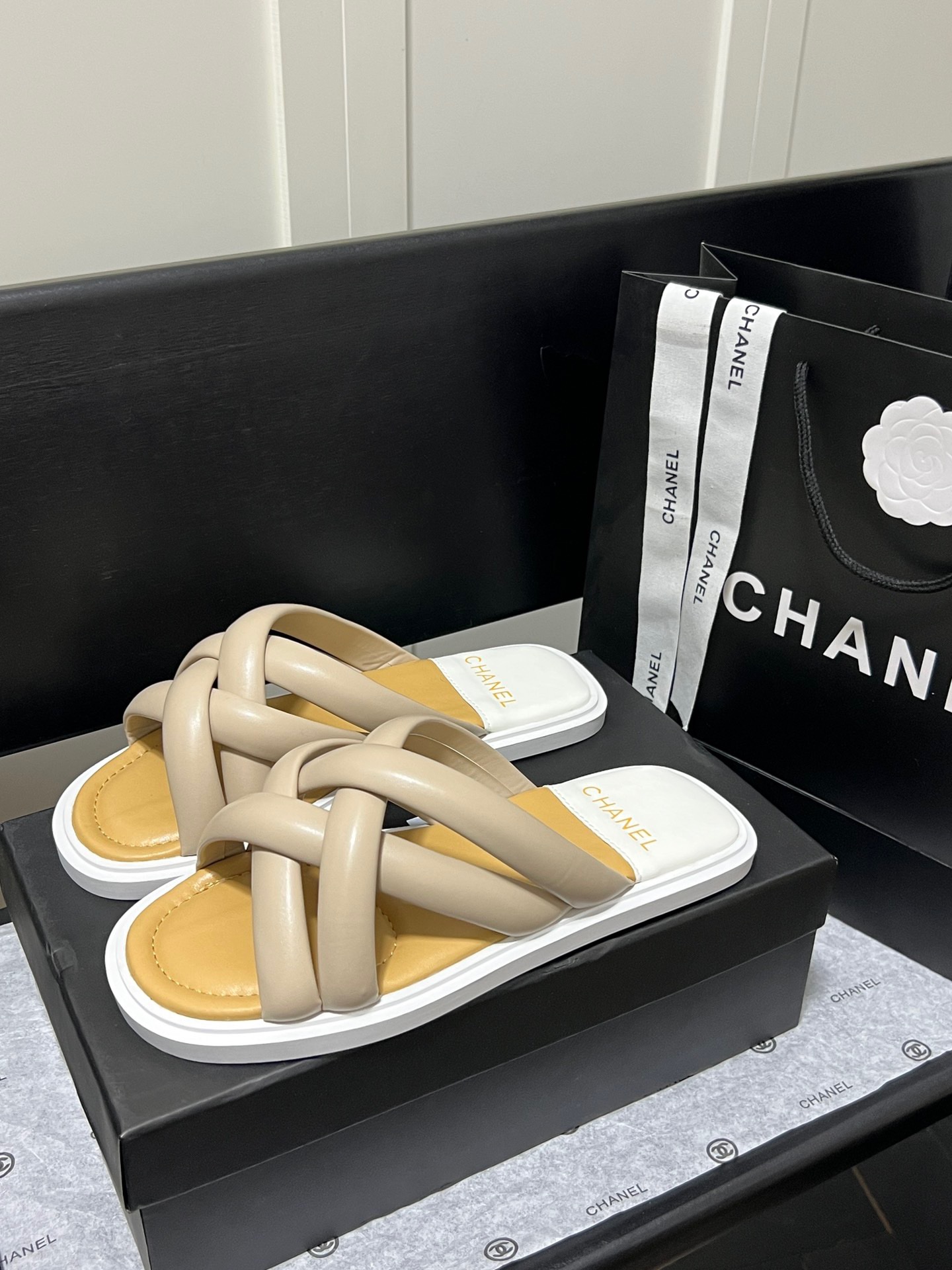 Chanel 2023 New Slippers - Image 8