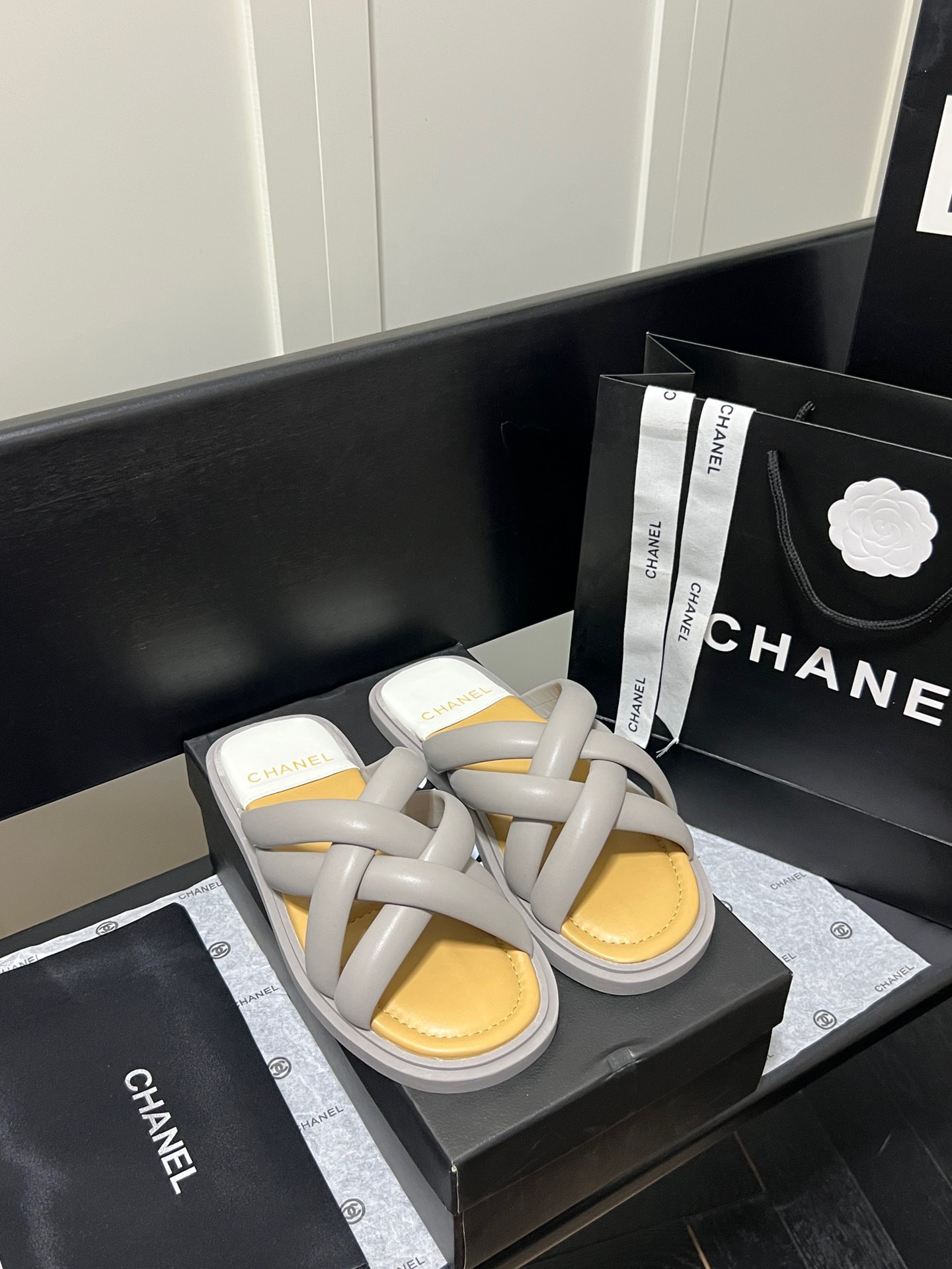 Chanel 2023 New Slippers - Image 4