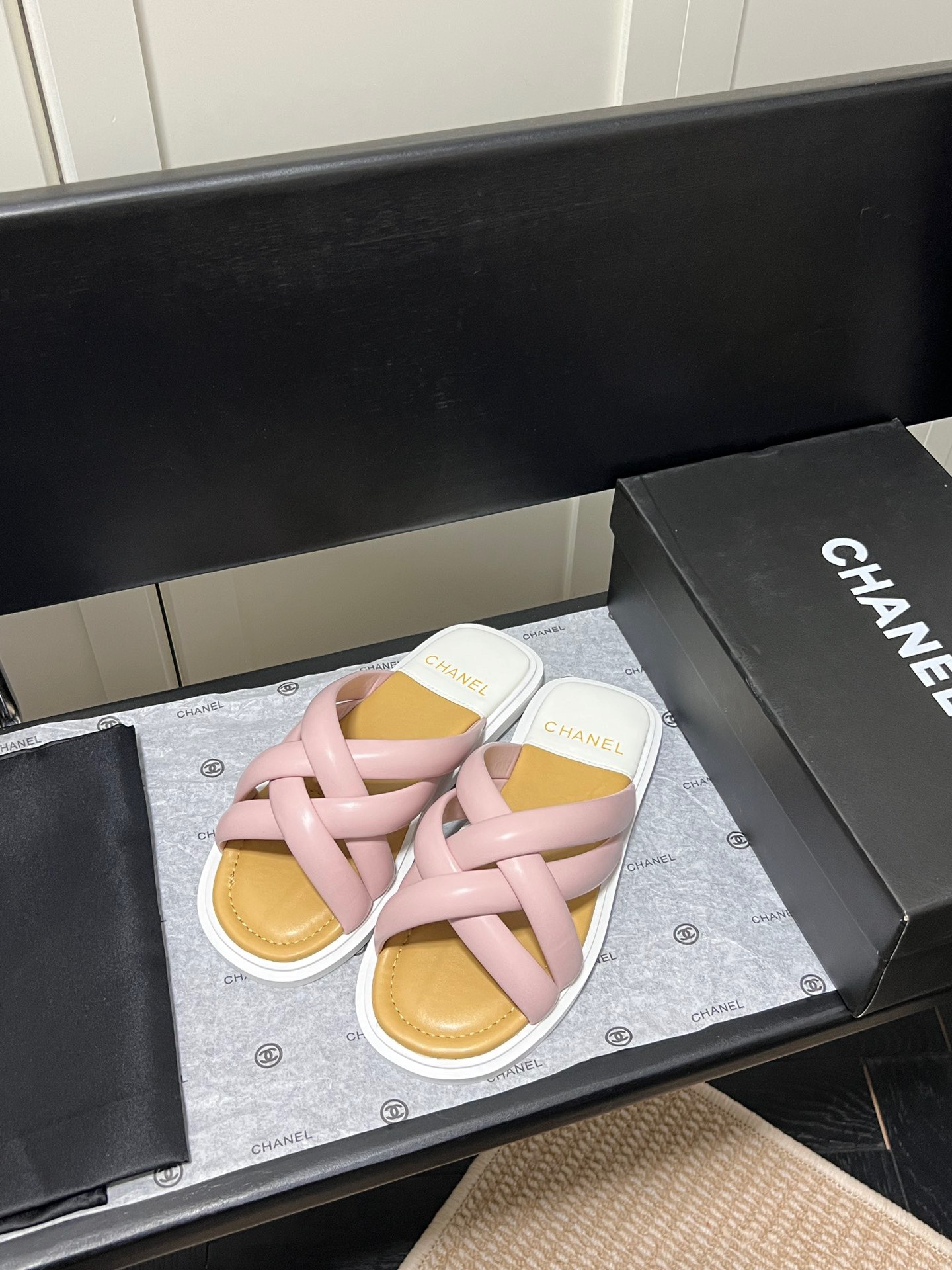 Chanel 2023 New Slippers - Image 3