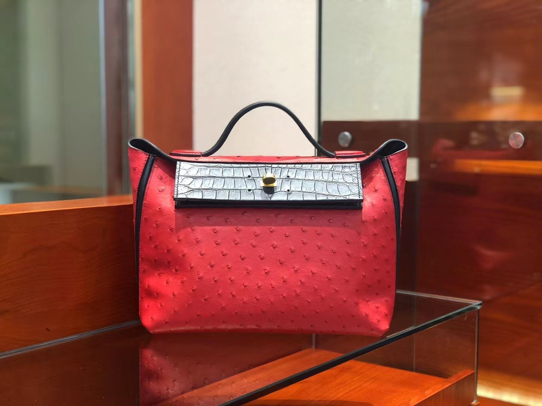 img_9606 Hermes 24/24 Rouge Vif 29cm in Crocodile&Ostrich - Image 1