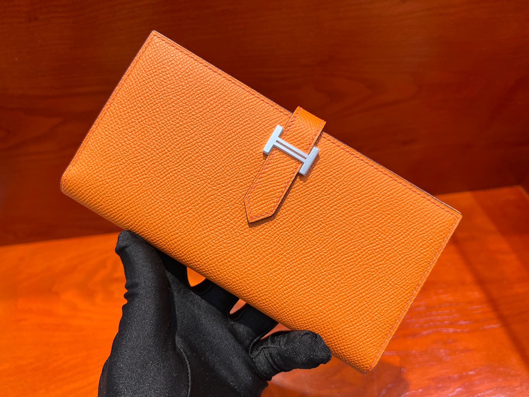 img_9823 Hermes Bearn Wallet in Orange Epsom - Image 1