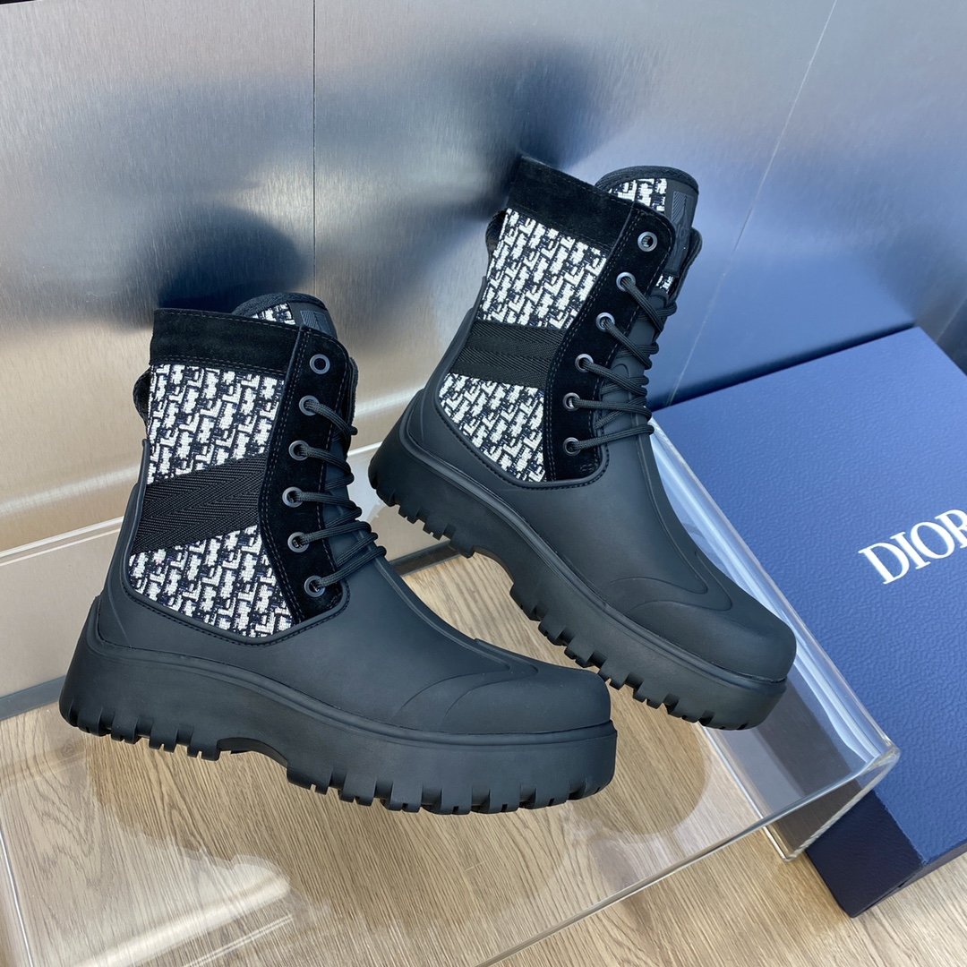 Dior Lace-up Ankle Boots - Image 9