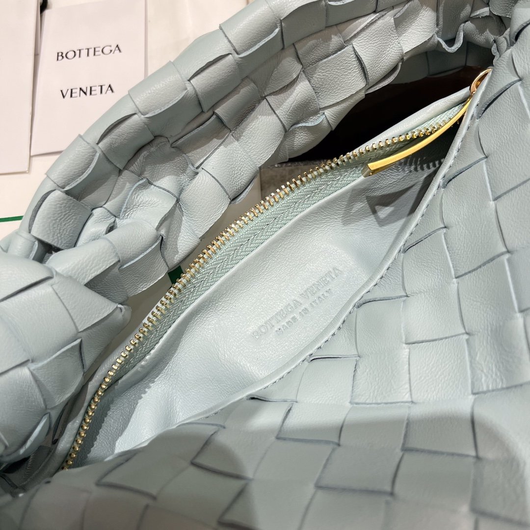 Bottega Veneta Hobo Mini Jodie Bag - Image 6