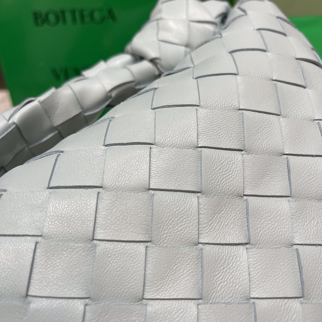 Bottega Veneta Hobo Mini Jodie Bag - Image 8