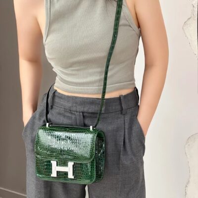 Constance 18 in Emerald Shiny Crocodile