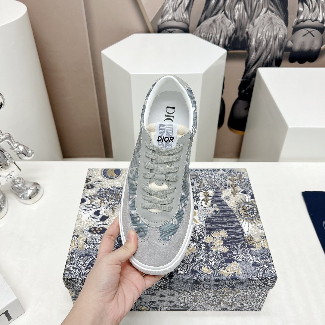 Dior New Sneakers - Image 3