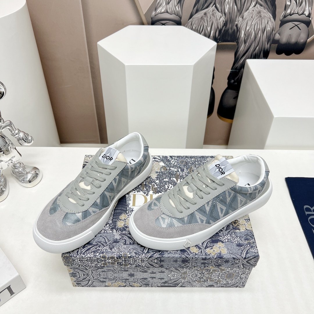 Dior New Sneakers - Image 2