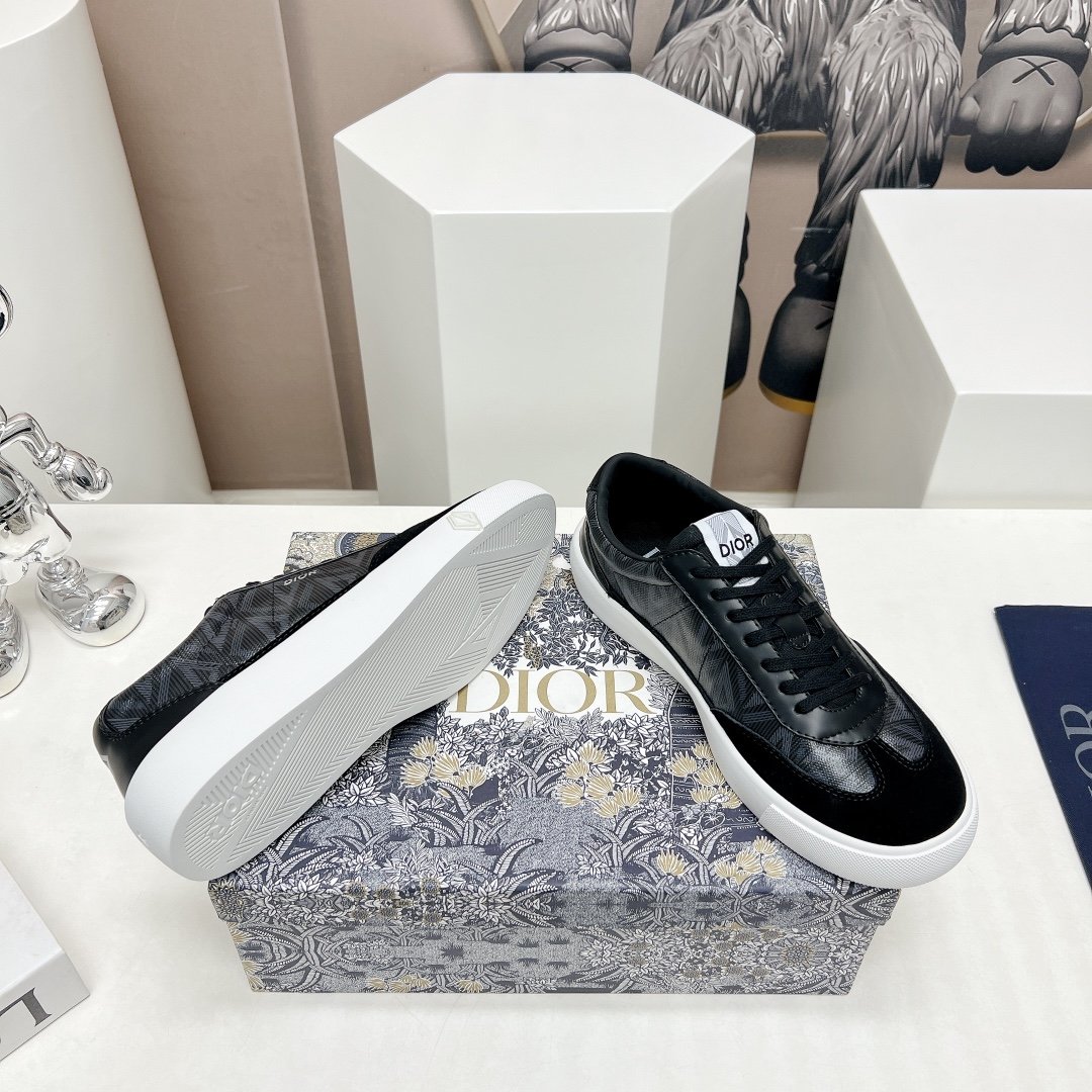 Dior New Sneakers - Image 3