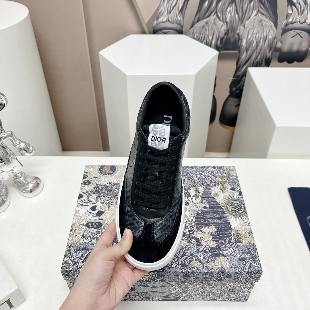 Dior New Sneakers - Image 7