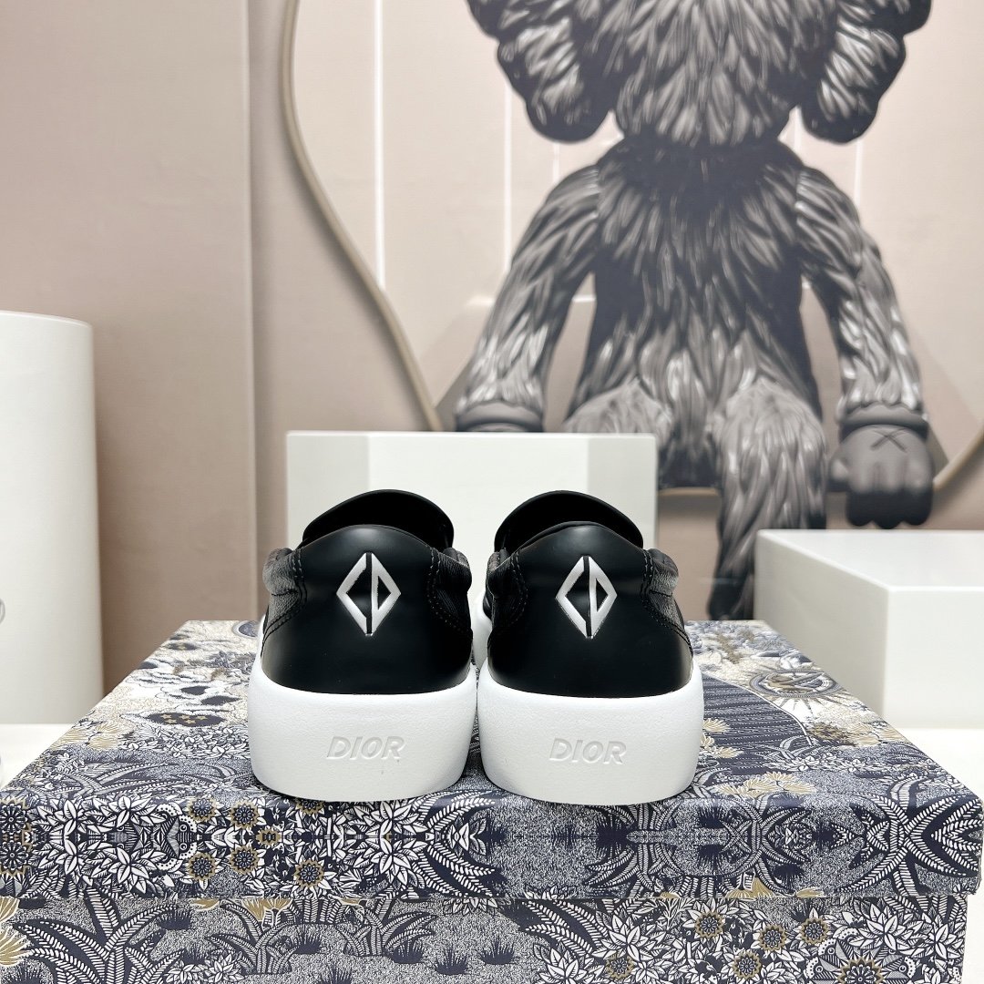 Dior New Sneakers - Image 2