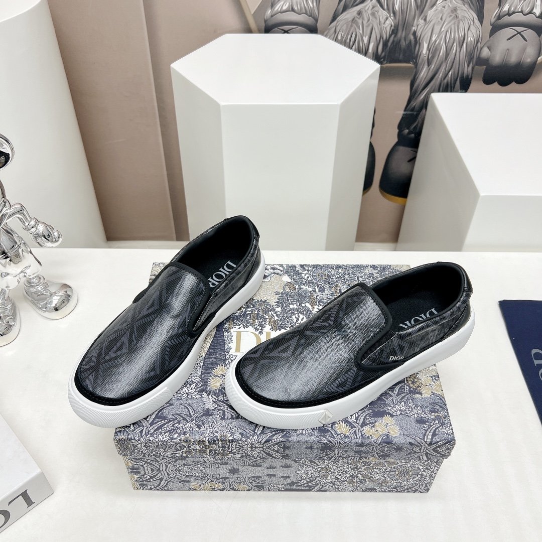 Dior New Sneakers - Image 6