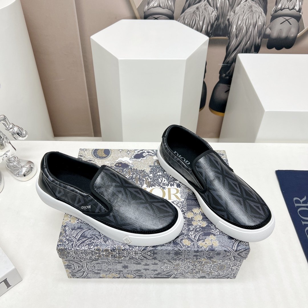 Dior New Sneakers - Image 3