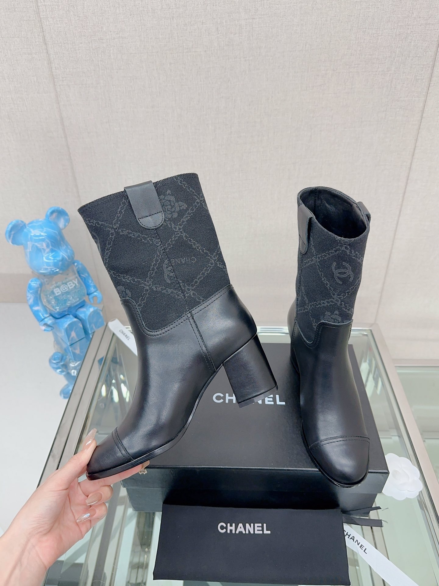 Chanel New High-top Boots - Image 7