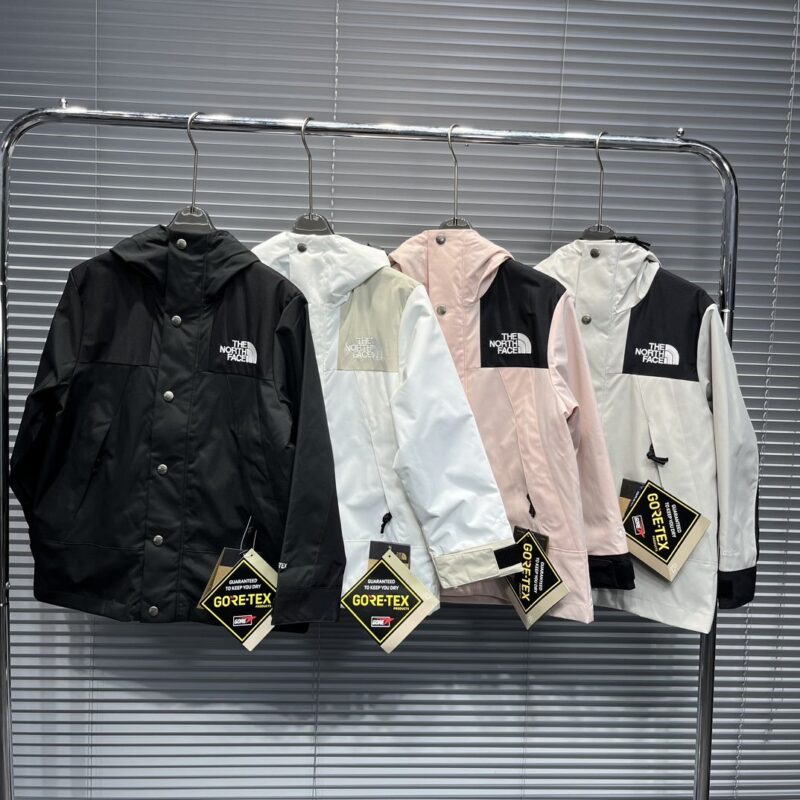 The North Face Kids Hooded Down Jacket Collection