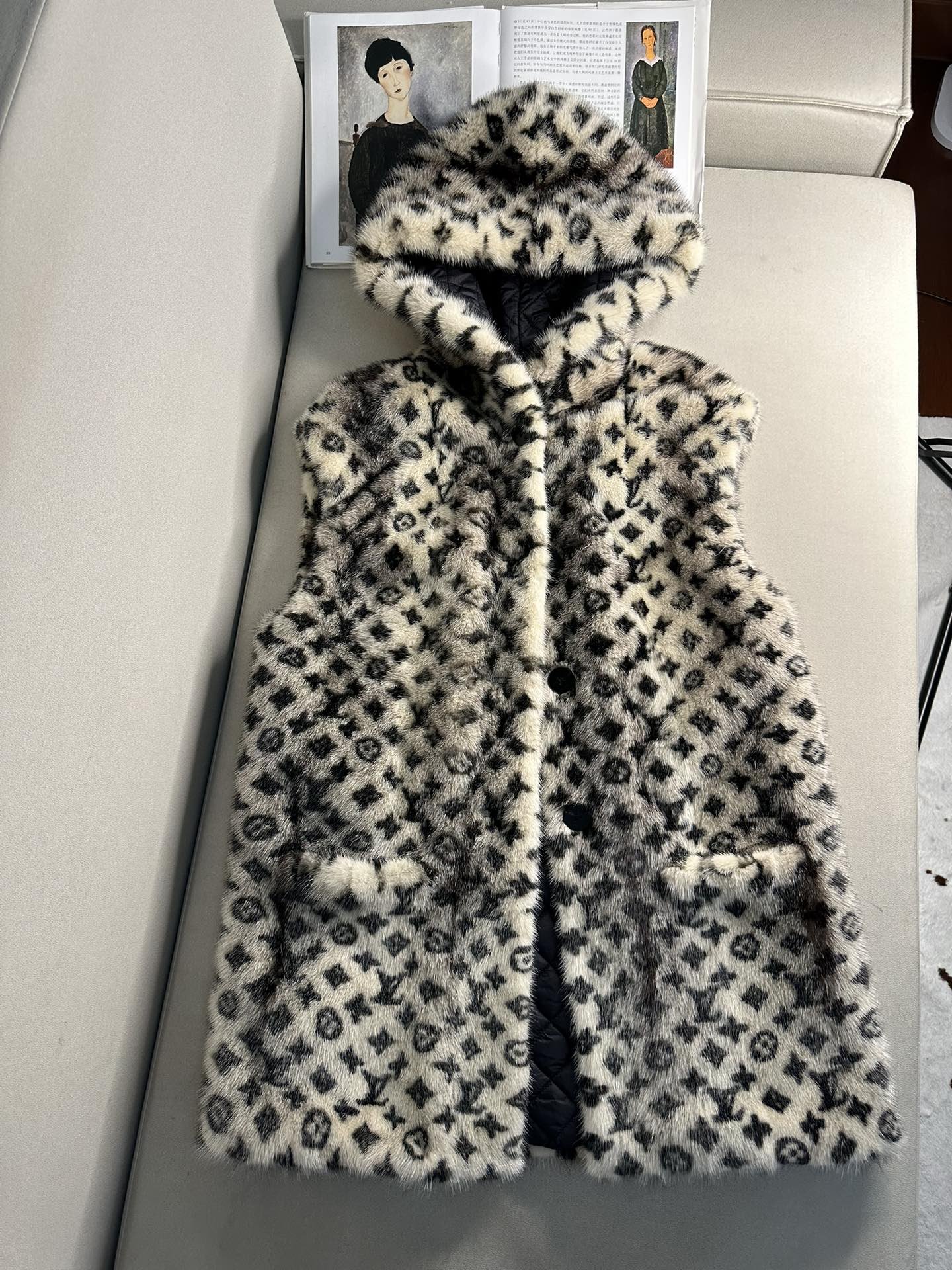 Louis vuitton fur coat deals