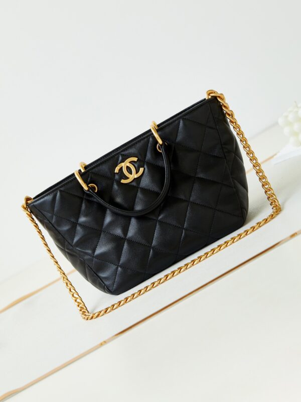 Chanel Shopping Bag