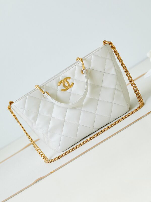 Chanel Shopping Bag