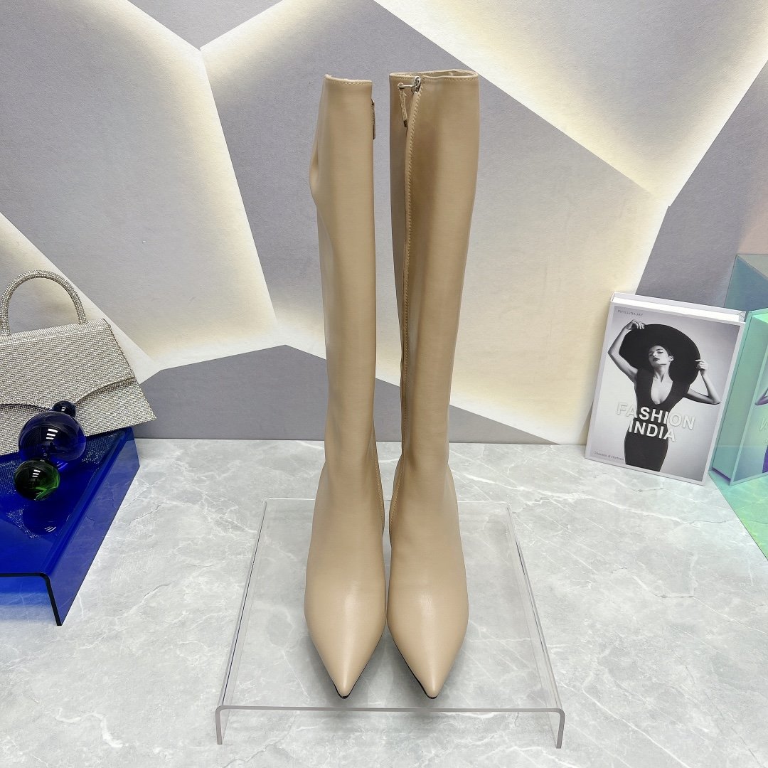 71315.jpg Prada Shoes - Image 1