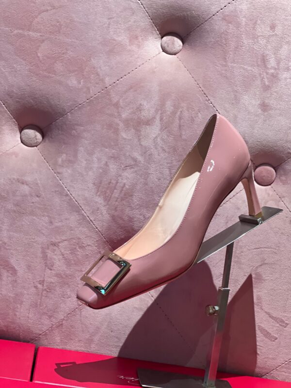 Roger Vivier 2023 New Heel Shoes