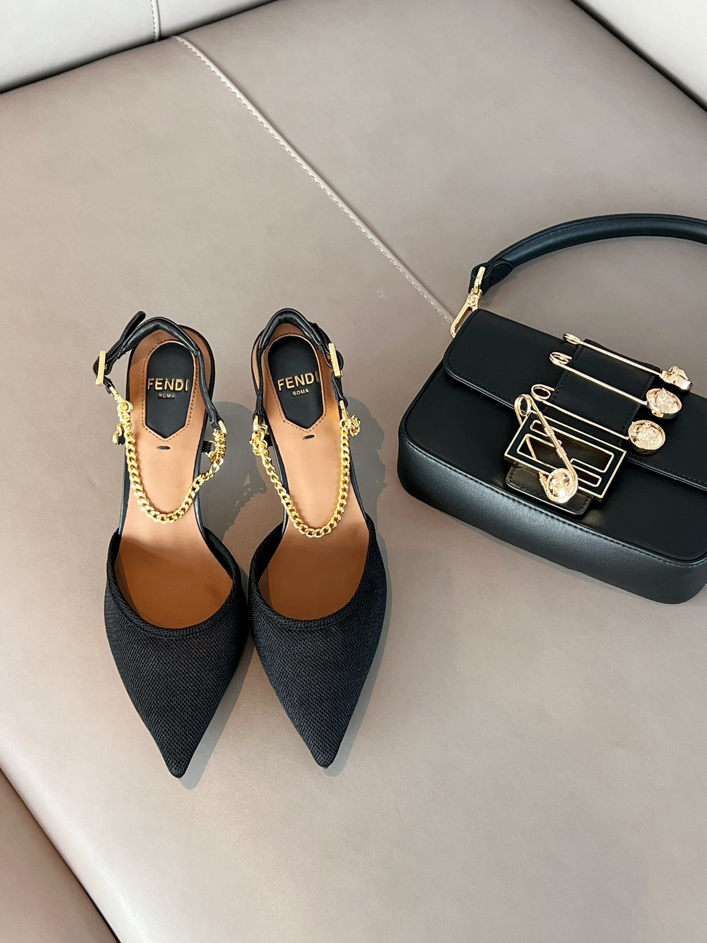 Fendi 2023 ss New Colibrì Lite Slingback Shoes - Image 3