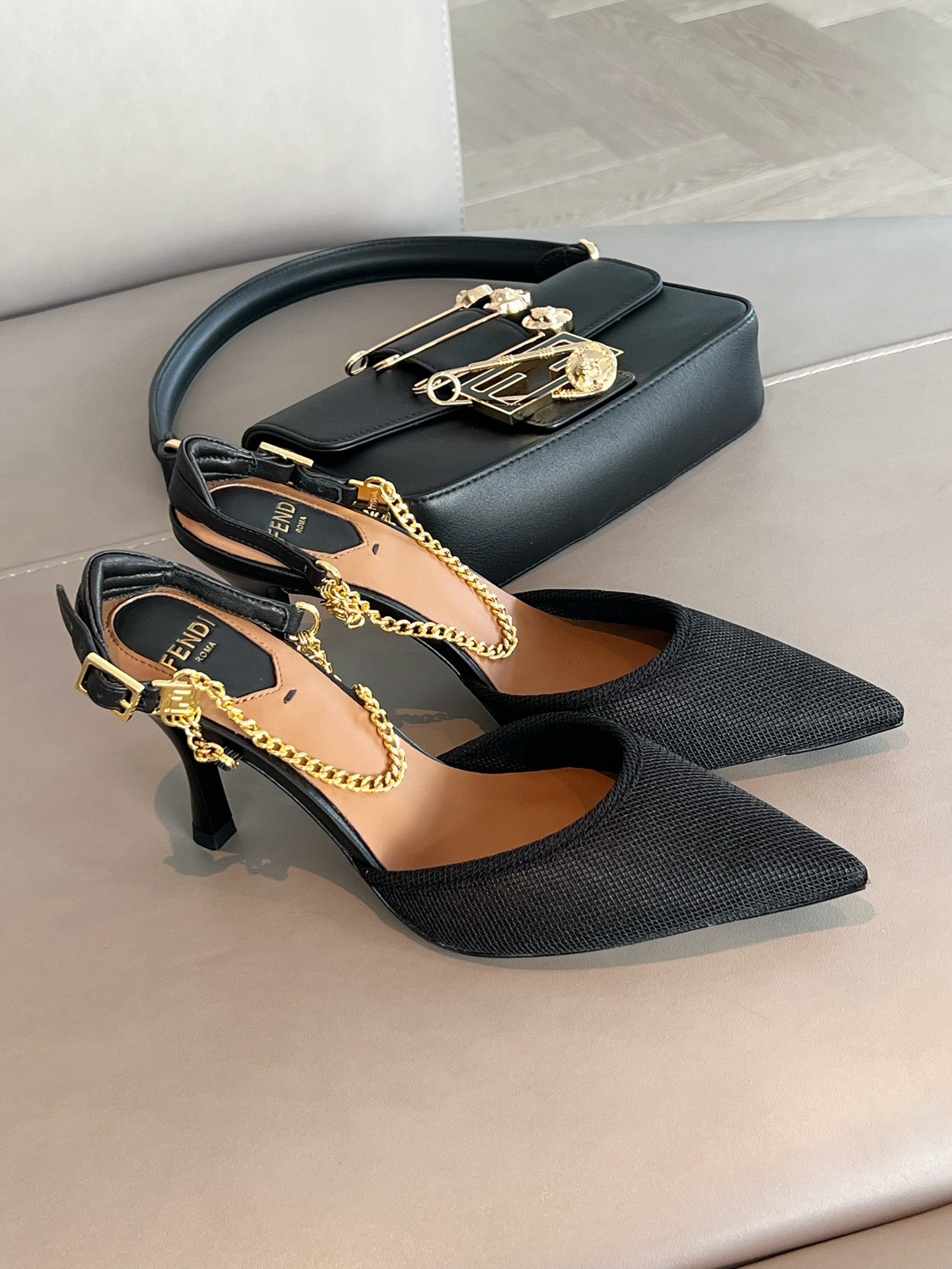 Fendi 2023 ss New Colibrì Lite Slingback Shoes - Image 4