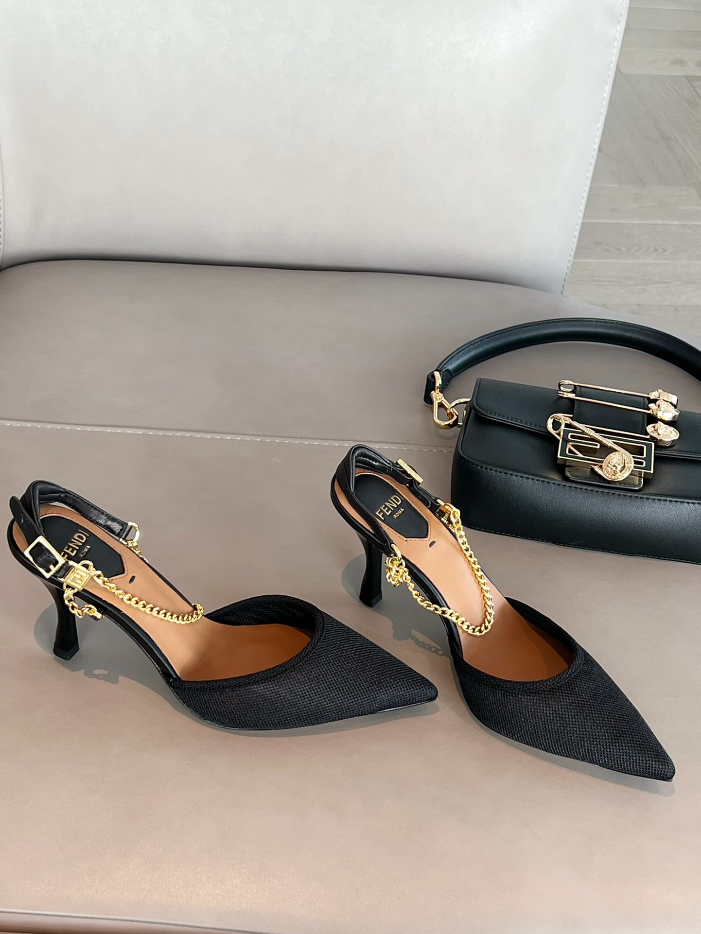 Fendi 2023 ss New Colibrì Lite Slingback Shoes - Image 5