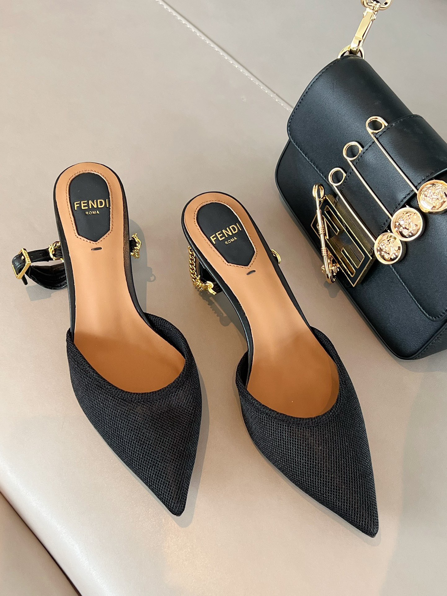 Fendi 2023 ss New Colibrì Lite Slingback Shoes - Image 6