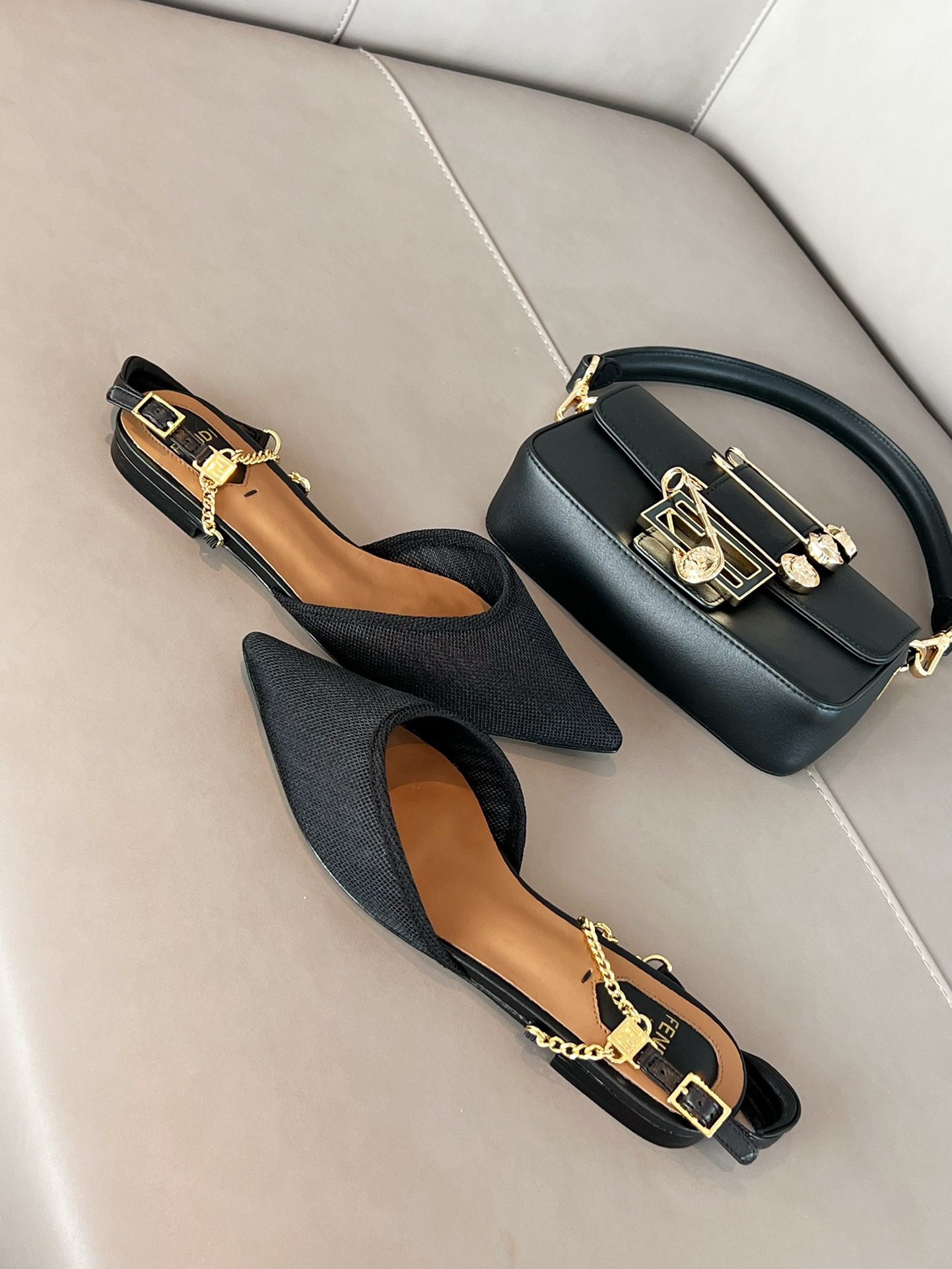 Fendi 2023 ss New Colibrì Lite Slingback Shoes - Image 5