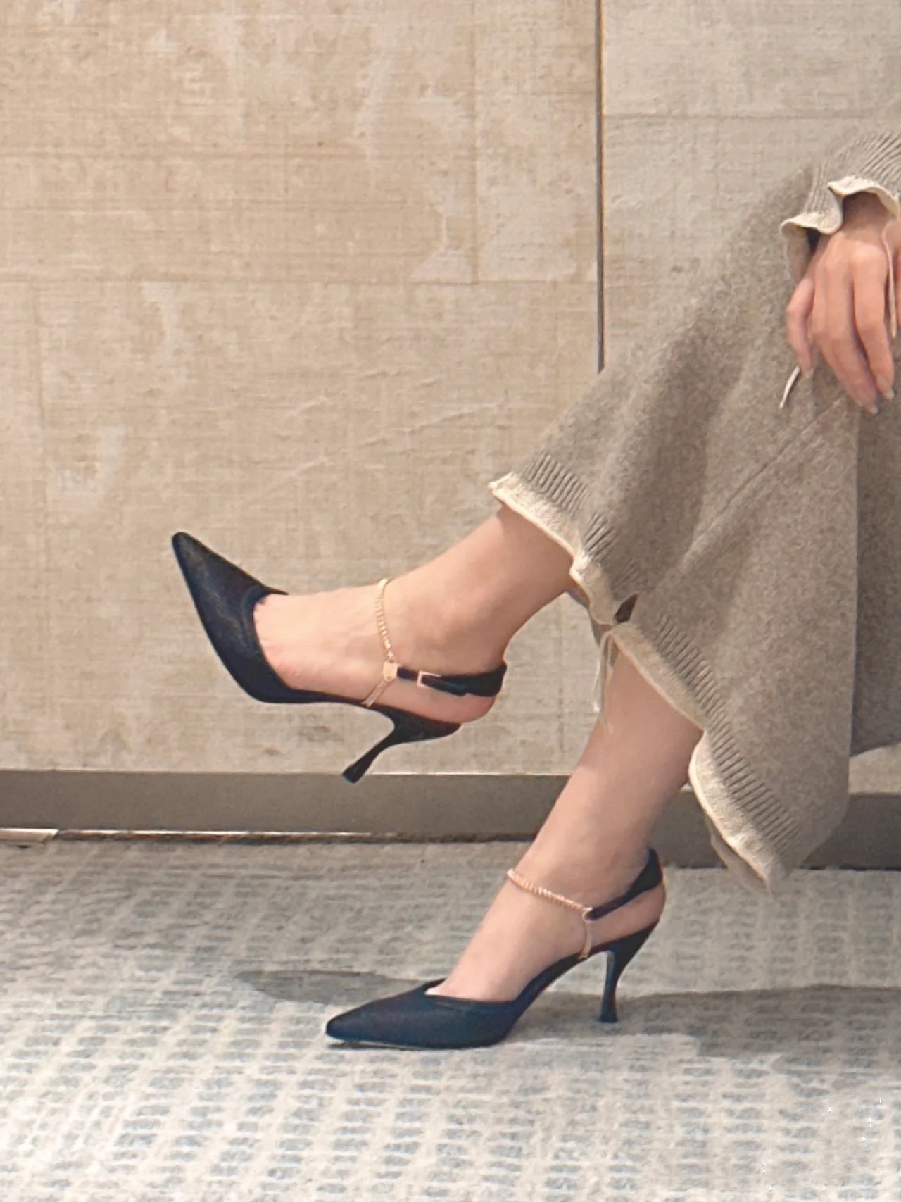 Fendi 2023 ss New Colibrì Lite Slingback Shoes