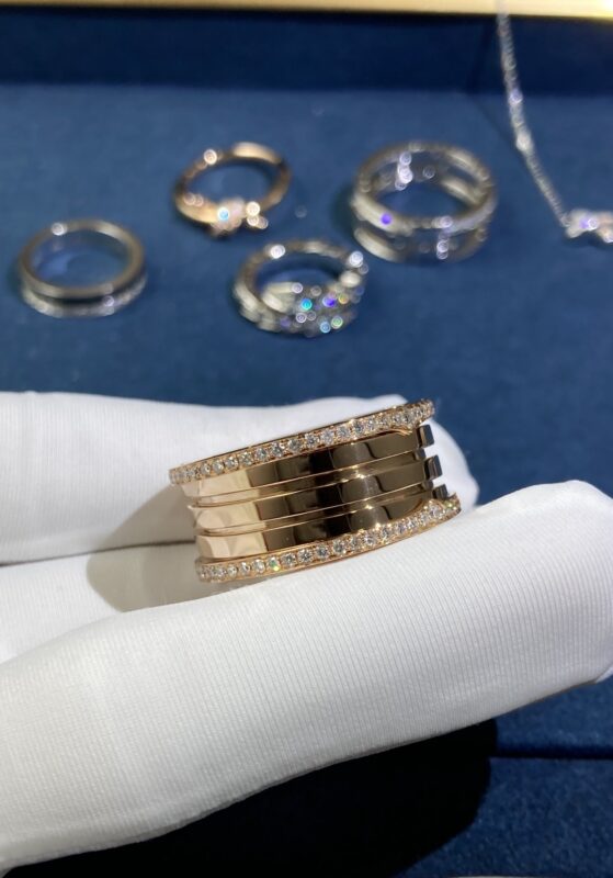 Triple diamond spring ring, rose gold