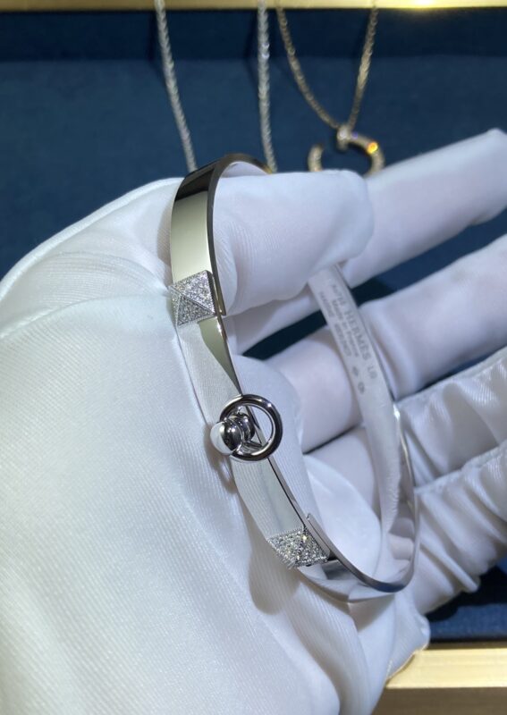 Hermès bracelet, 14K white gold