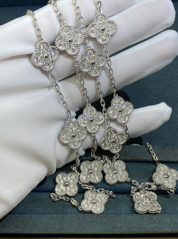 Twenty-full diamond four-leaf clover necklace, white gold