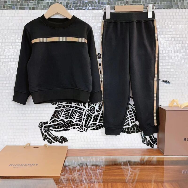 Burberry Kids Up & Down